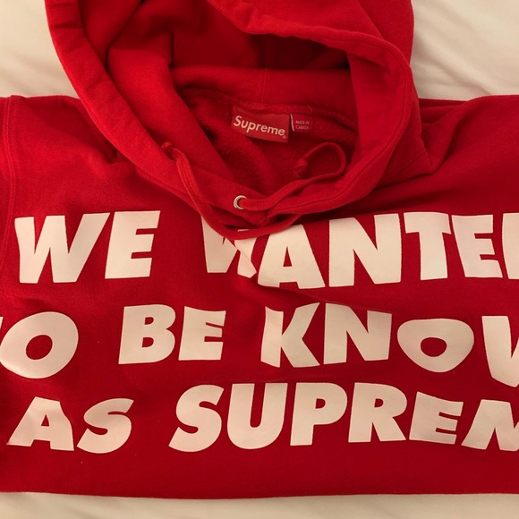 Supreme red hoodie - Picture 1 of 2